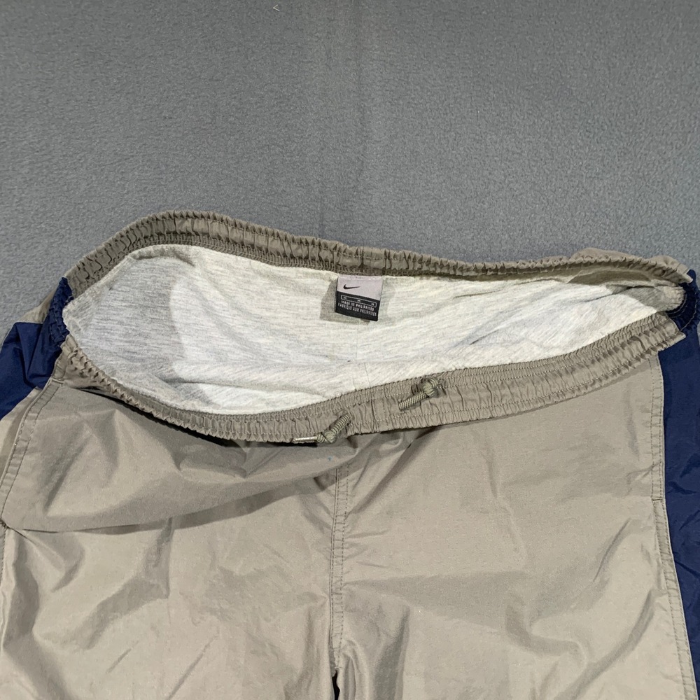 Nike Track Pants Men Medium Khaki Navy Blue Side Stripe Cargo Windbreaker Y2K - Picture 7 of 7